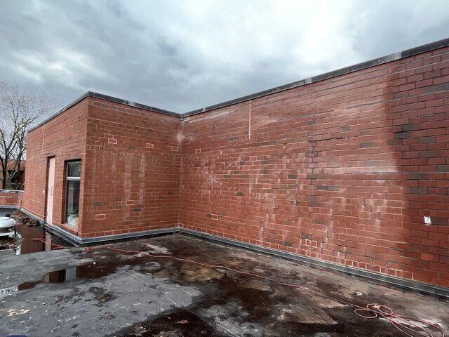 Needs re-bricking