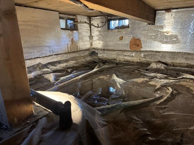 Water Intrusion Into Crawl Space