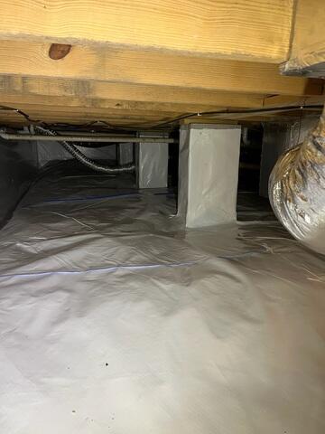 CleanSpace® Vapor Barrier Along the Walls