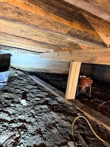 Inadequate Crawl Space Supports