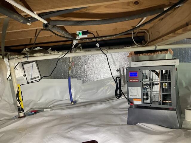 This combination of products from Crawl Space Solutions of Arkansas will keep your home cleaner, drier, and more energy efficient.