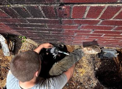 Tightening brackets