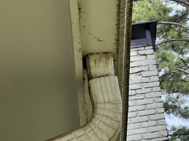 Downspout is disconnecting