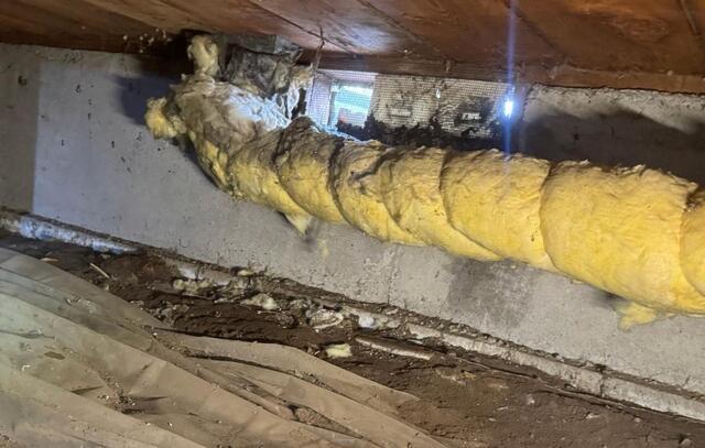 Open Crawl Space Vent