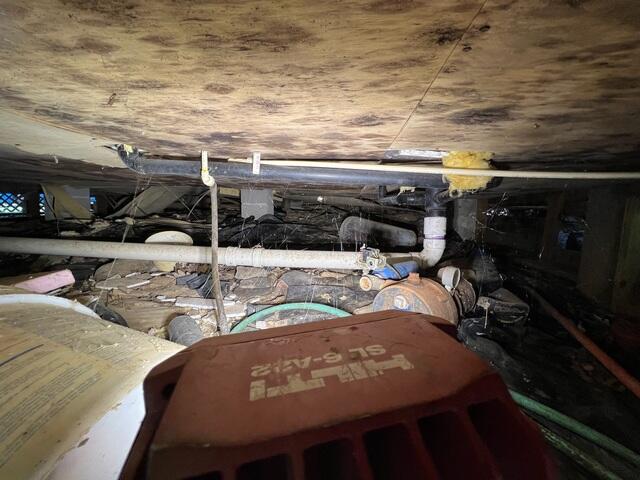 Crawl Space Before