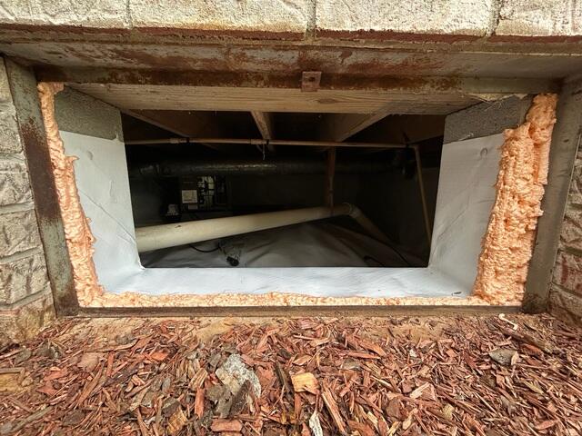 Sealing the Crawl Space Entrance