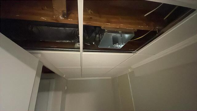 Ceiling tile