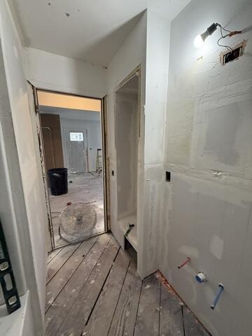 2nd floor bath