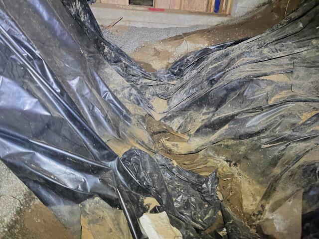 Mud On Vapor Barrier