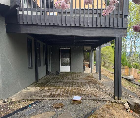 Sloping Deck