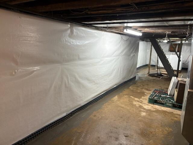 Wall Vapor Barrier Installation
