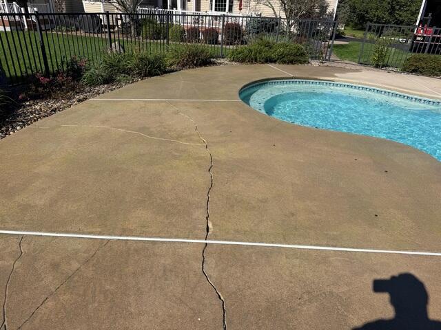 Large Concrete Crack