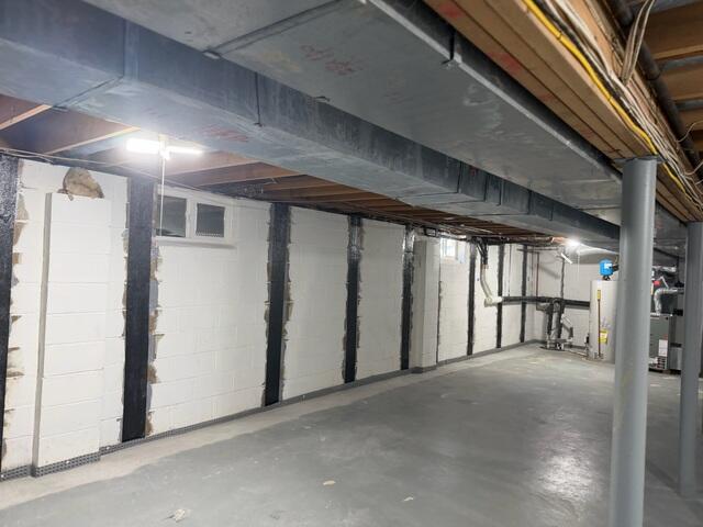 Wall Straps