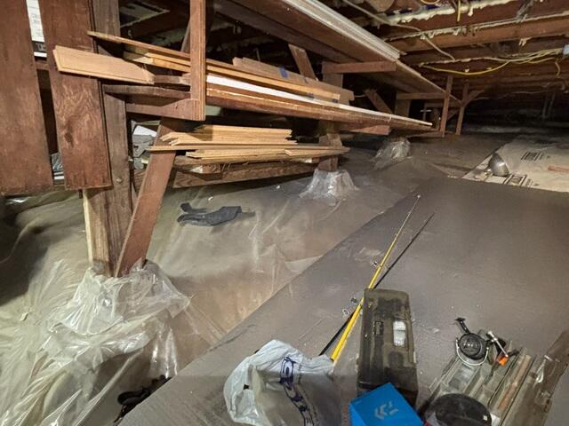 Crawl Space Before Encapsulation in San Diego, CA