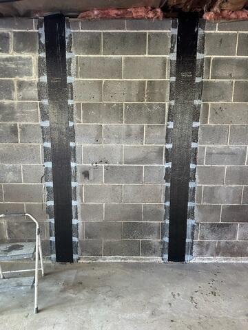 Wall Straps