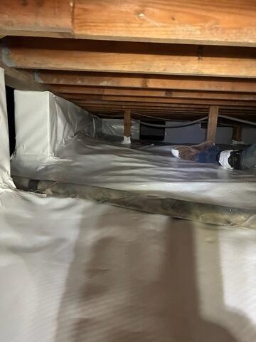 Completed Crawl Space Encapsulation in Manhattan Beach, CA