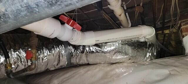 Pipe with damper