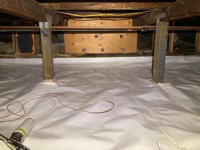 Crawl Space Vapor Barrier in Los Angeles, CA