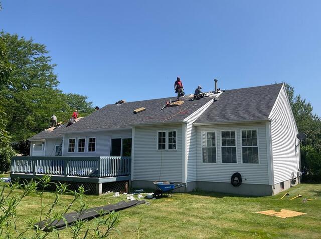 Middletown, RI Roof Shingle Installation Photo
