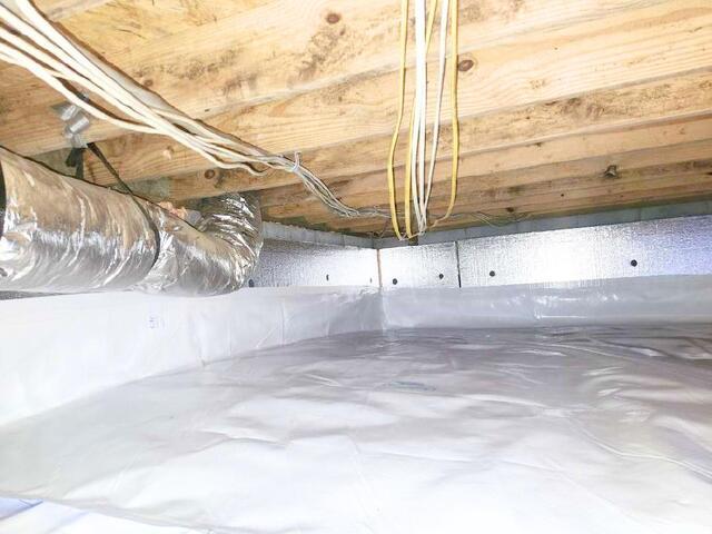 SilverGlo Wall Vapor Barrier