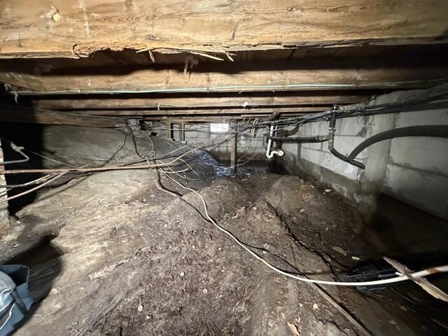 Wet Crawl Space