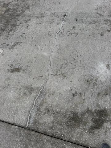 Sealing Concrete Cracks