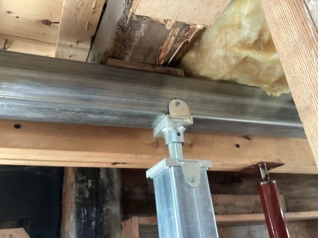 Adjustable Brackets