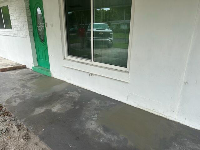 Concealing Push Piers