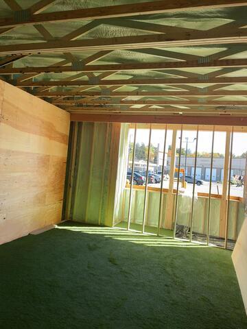Insulated Wall and Ceiling