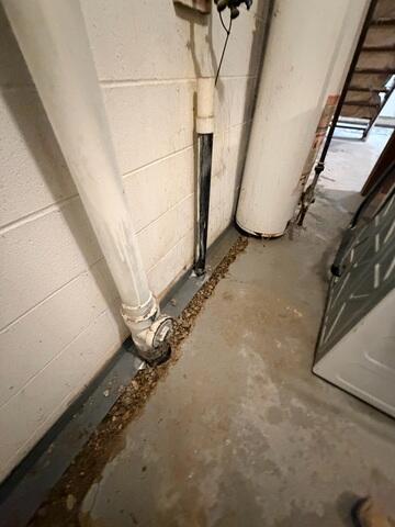 Installing the WaterGuard Drainage Pipe
