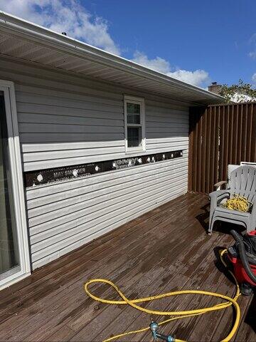 Vinyl sided home getting RetroFoam Injection Foam