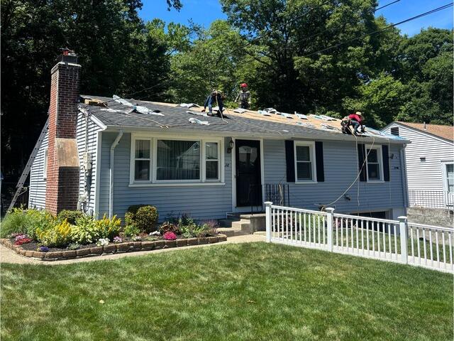 Installing IKO Dynasty Shingles in Granite Black