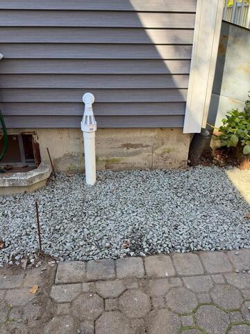 Discharge pipe