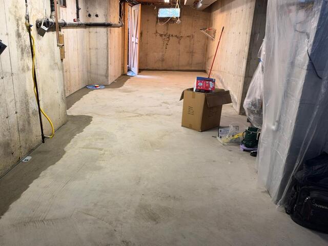 Concrete installed, Sump Pump time!