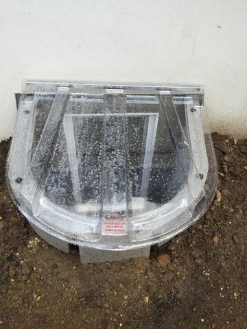 Lid of egress window