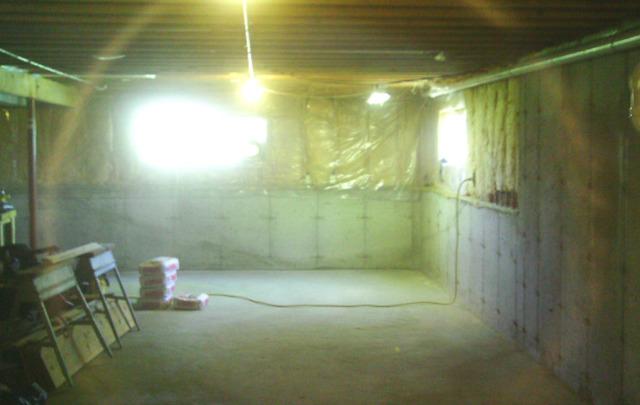 Basement before Waterproofing 