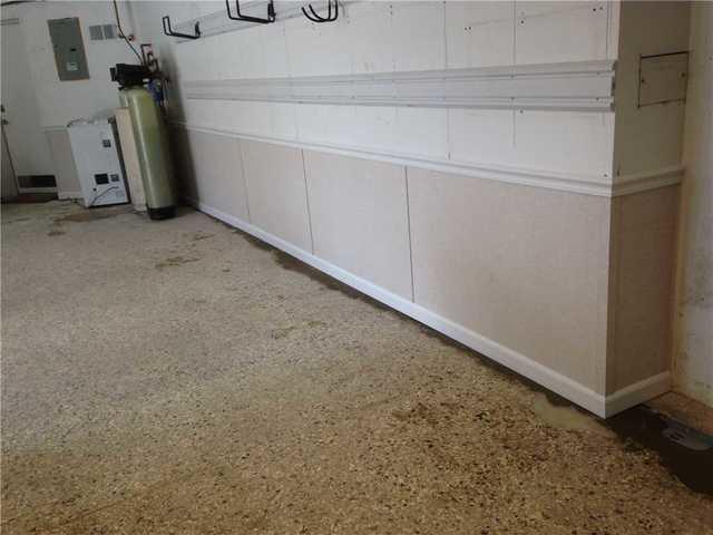 <p>Quality 1st Basement Systems installed waterproof EverLast wall panels.</p>