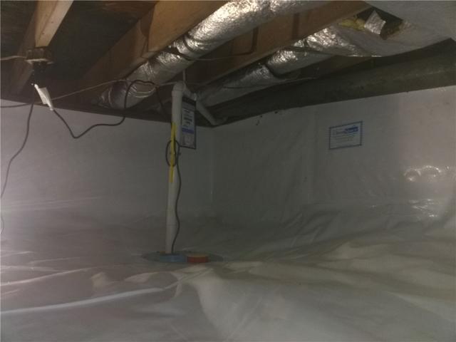 Dry Crawl Space in Manalapan