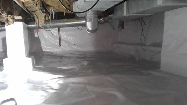 CleanSpace Protects Crawl Space from Humidity