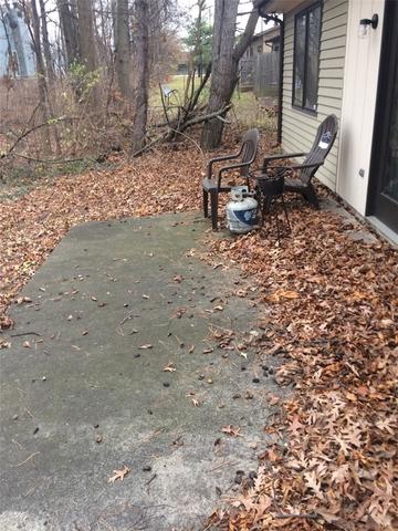 <p>This a great view of how the concrete slab is slanting away from the home. Notice how the entire deck appears to be on an angle.</p>