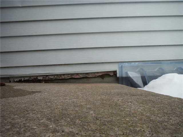 Close-Up of Severe Gap on Grand Haven, MI Back Porch