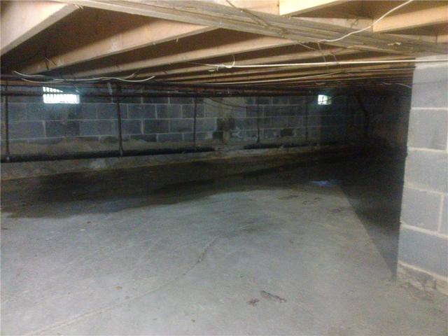 Damp Crawl Space in Cherry Hill, NJ