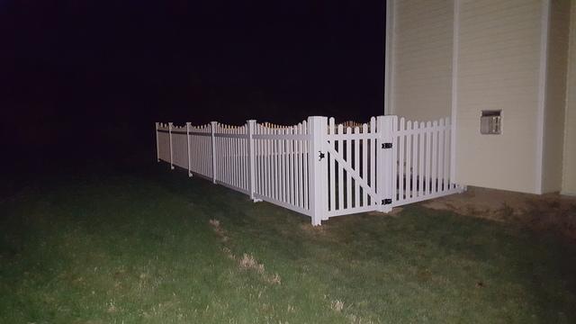 Concave White Picket Fence Project