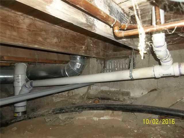 Mold and Water Damage in Crawl Space