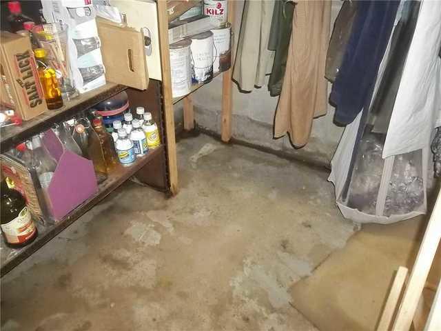 Floor Cracks Cause Puddles