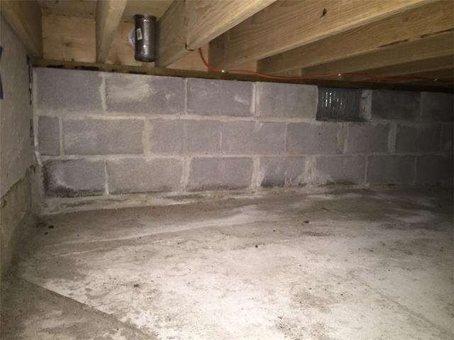 <p>The room above this crawl space was always very cold. The property owner contacted Quality 1st Basement Systems for help.</p>