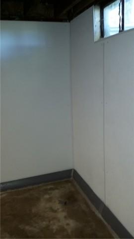 Brightwall Panels Give Basement a Clean Look