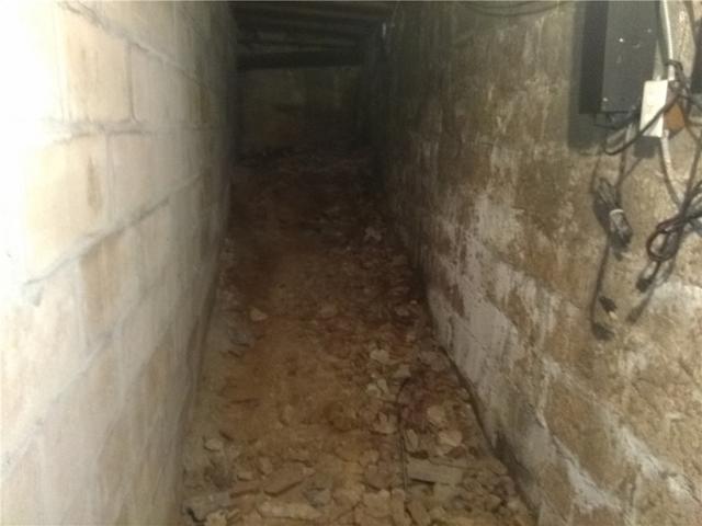 Dirt Crawl Space in Staten Island, NY