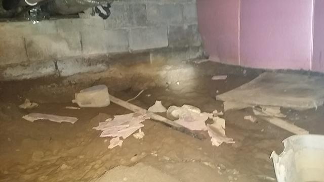 Dirt Floor