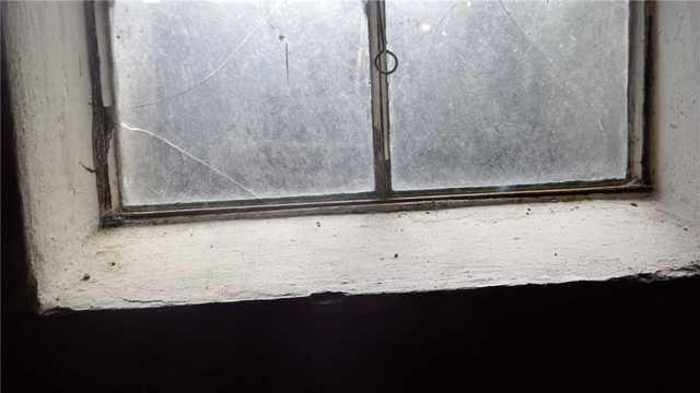 Interior Signs of Problematic Egress Windows